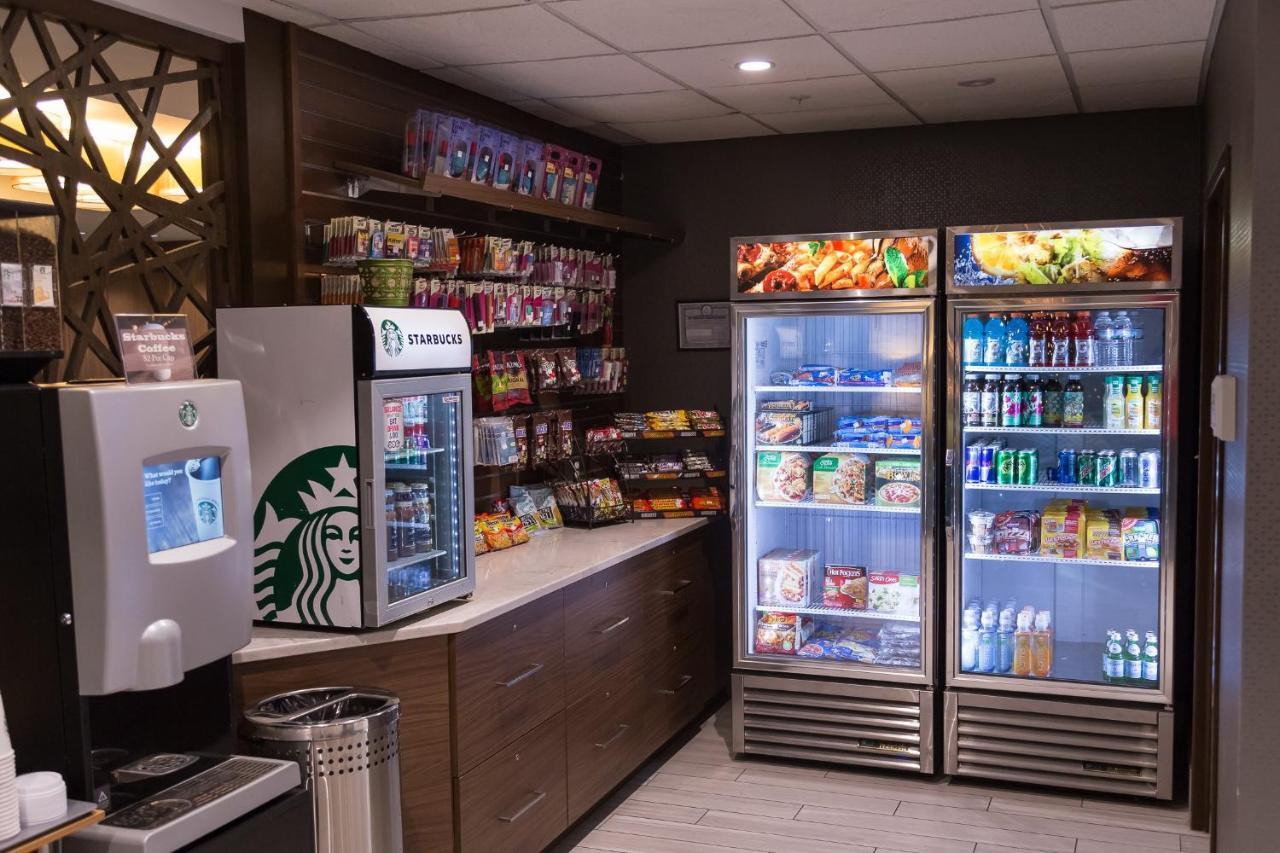 Holiday Inn & Suites Syracuse Airport - Liverpool By Ihg Buitenkant foto